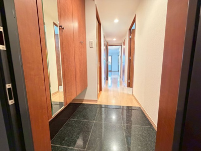 【玄関】 | ペルル堺ウイングタワー