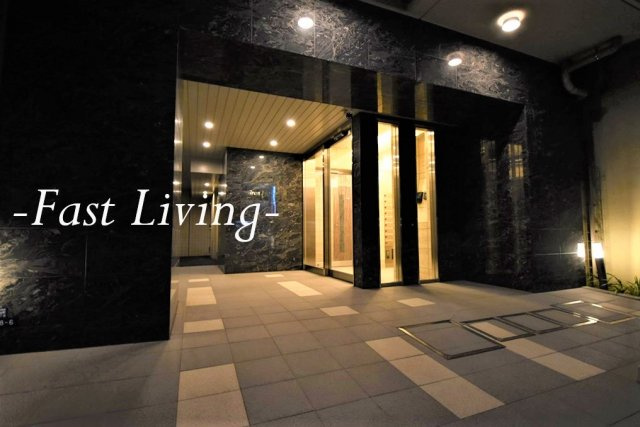 グランフォークス神田イーストタワーの外観