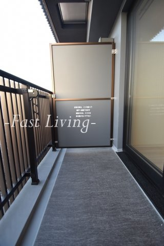 グランフォークス神田イーストタワーのバルコニー