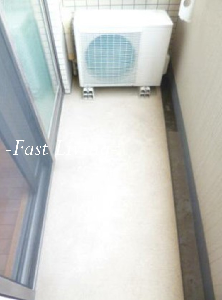 スカイコート後楽園WESTのバルコニー