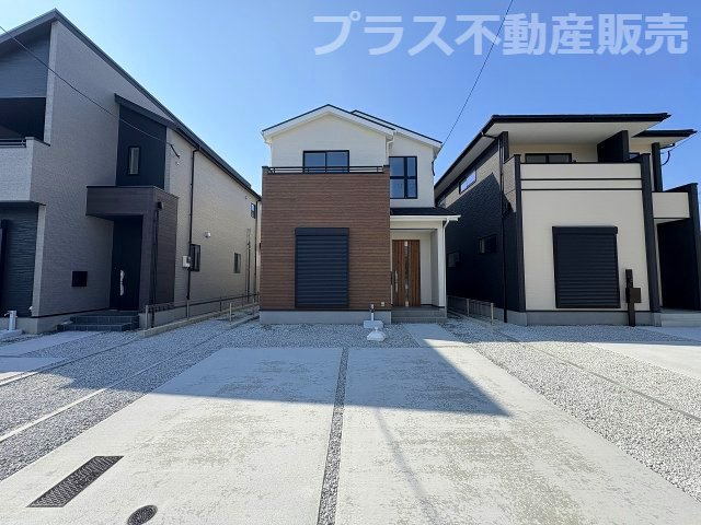【外観】 | 福岡市東区奈多1丁目2期　2号棟（全6棟）【仲介手数料無料・0円】 | 現地写真。プラス不動産販売なら、現場の全ての棟をまとめてご見学頂けます。