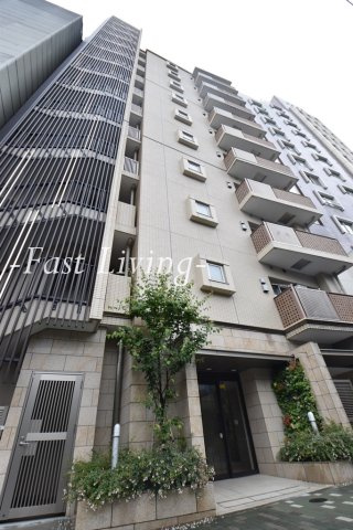 インプレストコア四谷坂町のエントランス
