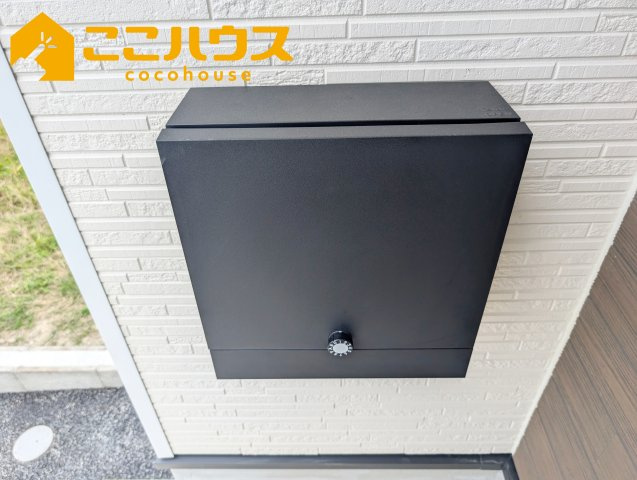 うるま市与那城屋慶名第6　クレイドルガーデン　新築戸建て　全4棟　4号棟のその他|郵便ポスト