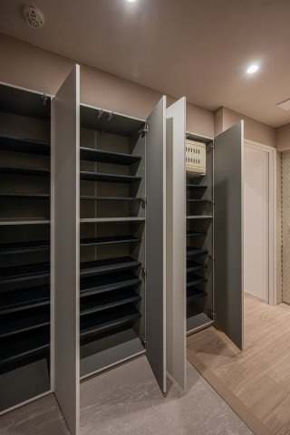 【玄関】