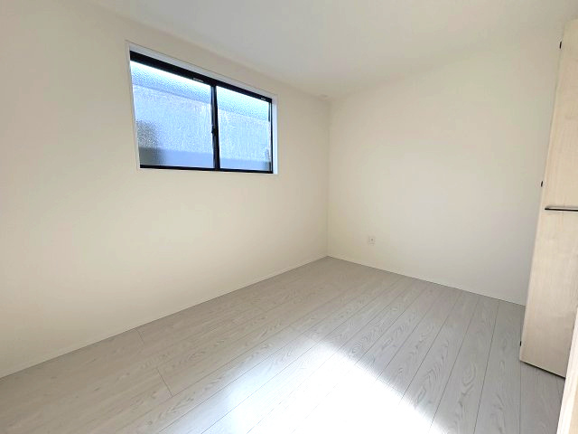 【子供部屋】 | 福岡市東区奈多1丁目2期　3号棟（全6棟）【仲介手数料無料・0円】 | 現地写真。