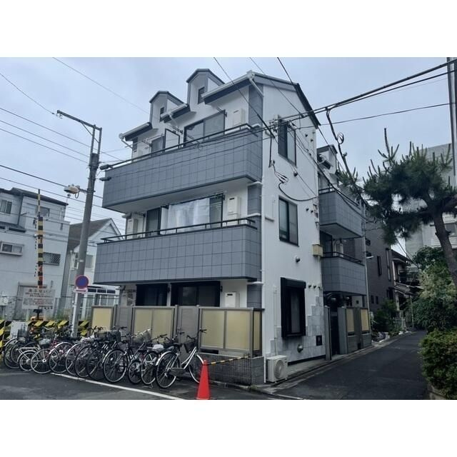 シャンテ十条仲原の外観