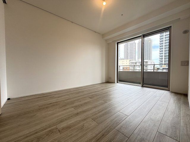 約8.0帖の主寝室