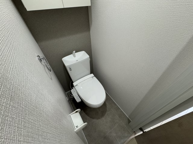 レジデンスコート上永谷のトイレ|※同施工会社の類似参考写真