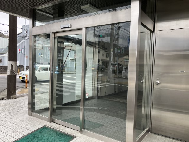 INGテナントのエントランス