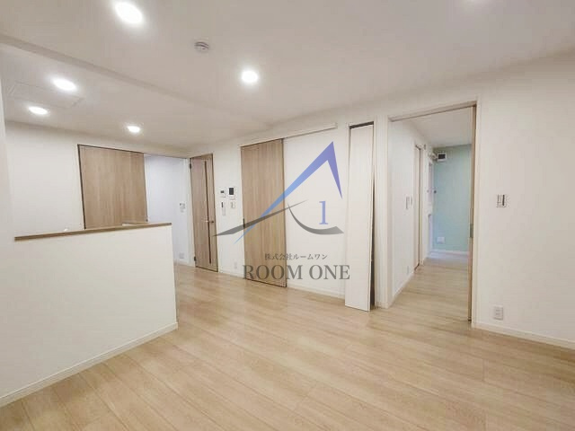 Ｐｒａｔｅｒｉａの居間・リビング|洋室のお部屋です。