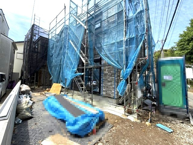 久木小学校徒歩1分　ZEH水準省エネ住宅　2号棟の外観|エントランス部分