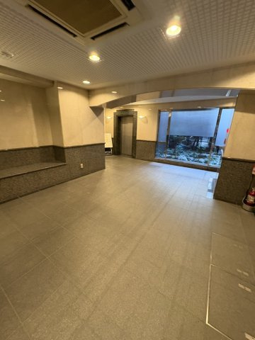 コスモ小石川のエントランス