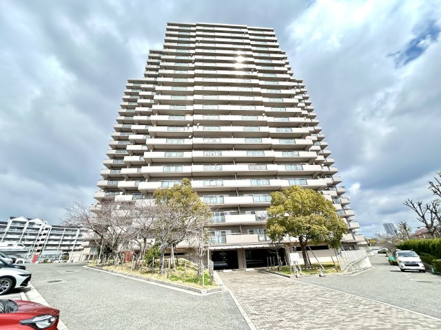 ネクステージ西神中央Ｃ棟の外観