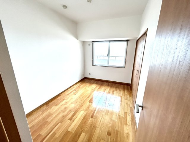 ネクステージ西神中央Ｃ棟の洋室