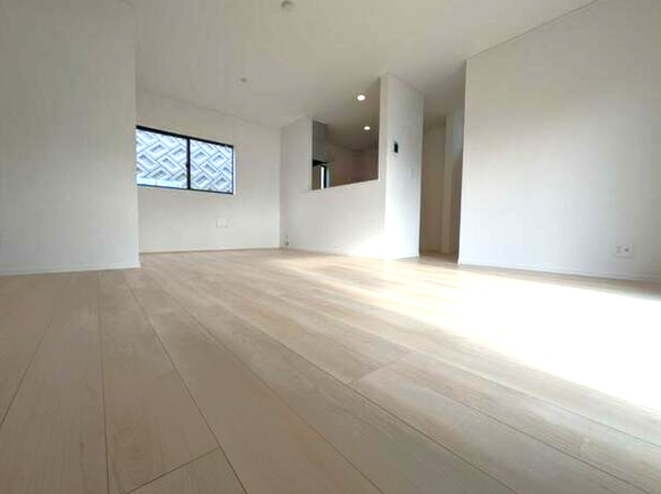 【居間・リビング】の画像