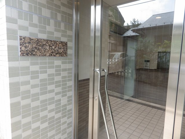 ヴェール小日向のエントランス