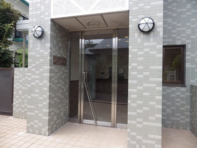 ヴェール小日向のエントランス