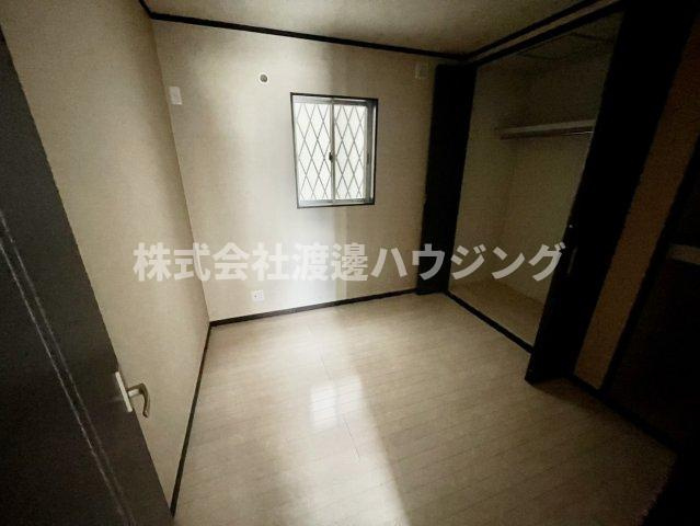 角田1丁目貸家の寝室