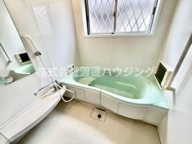 角田1丁目貸家の浴室