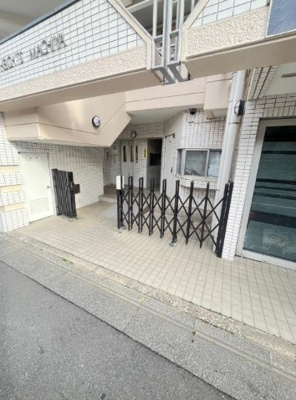 【エントランス】 | エールハイツ町屋