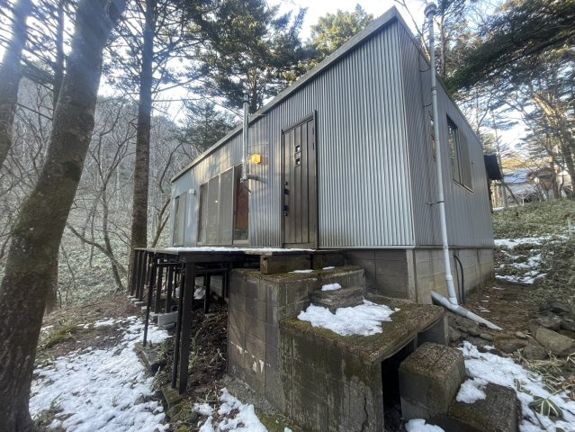 アイランドキッチン×薪ストーブ×メンテ不要の外壁仕様♪ハイグレード仕様の中古別荘＝那須町高久乙