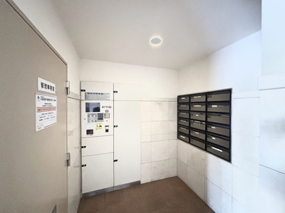 【その他共用部分】 | グランツオーベル本牧三溪園 | ◆宅配ボックスがあれば、外出中はもちろん在宅中でも手が離せないときなどにお荷物の配達が完了。