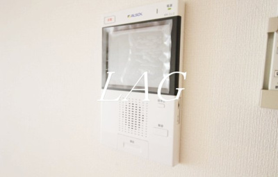 【セキュリティ】 | マーシスマルル | モニター付きインターホンになります。