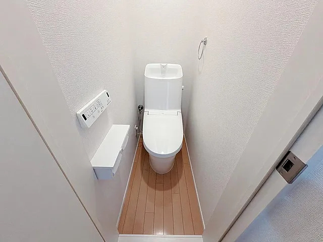 南春日丘ビルのトイレ