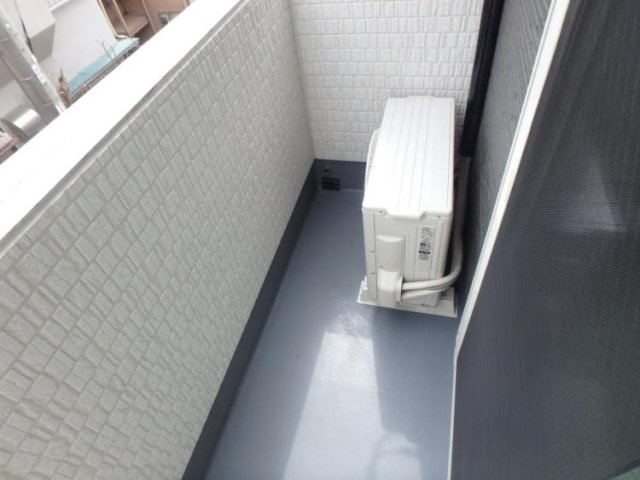 中野区江原町２丁目の賃貸マンションのバルコニー