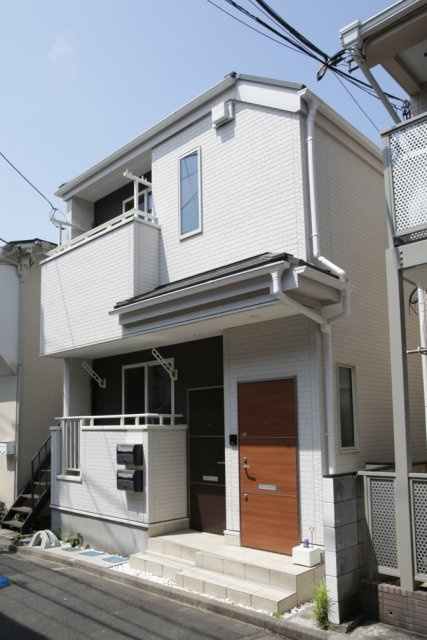 中野区江原町２丁目の賃貸マンションの外観