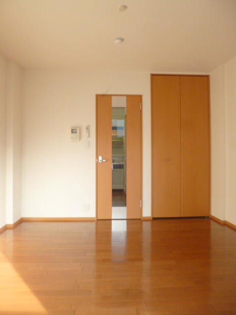 メゾンド・シオン駒込の洋室|★キレイなフローリングのお部屋です★