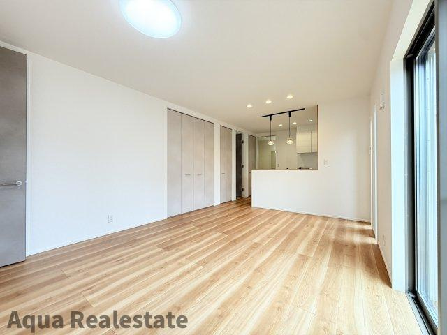 三豊市詫間町詫間　新築オール電化平屋住宅の居間・リビング|使いやすい居間です