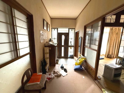 【玄関】 | 福島県西白河郡泉崎村大字踏瀬字踏瀬　中古戸建