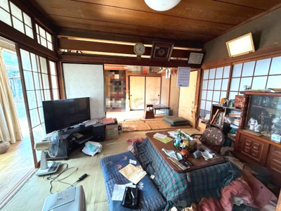【居間・リビング】 | 福島県西白河郡泉崎村大字踏瀬字踏瀬　中古戸建