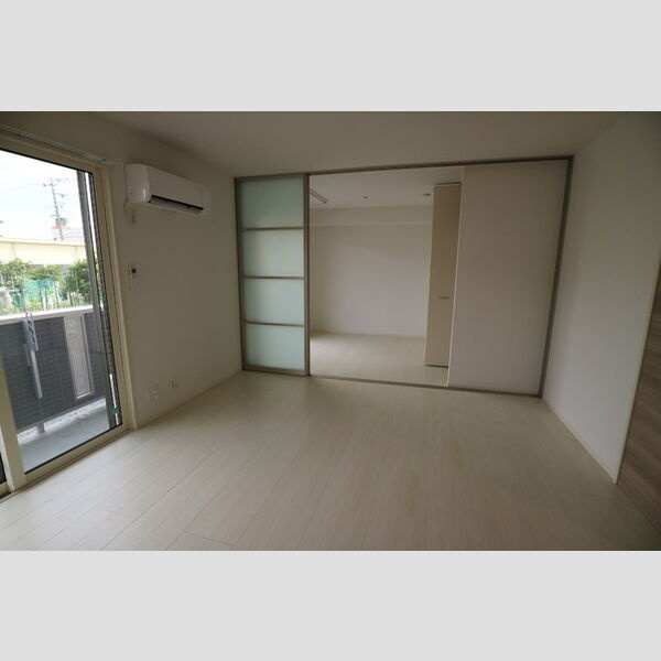 ラミーセントの居間・リビング