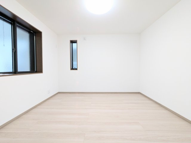 墨田区緑１丁目の新築戸建の寝室|～主寝室写真～