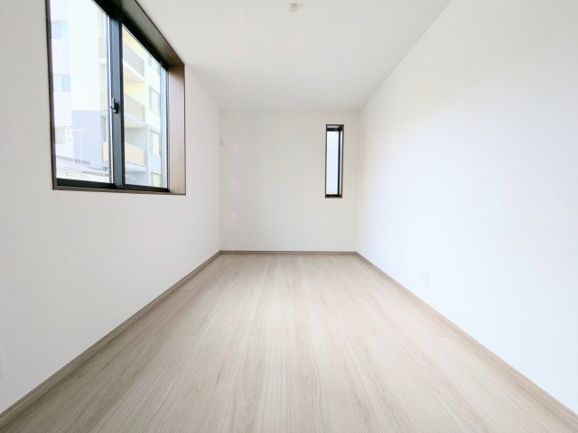 墨田区緑１丁目の新築戸建の洋室|～居室写真～