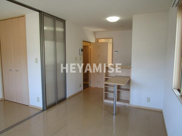 インター池田Ⅱの居間・リビング