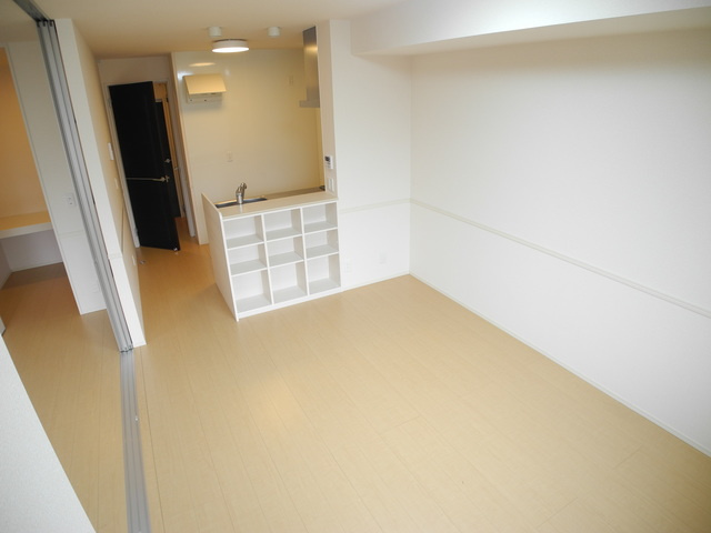 スマイリィハウス愛野の居間・リビング|※室内画像は別号室のもの