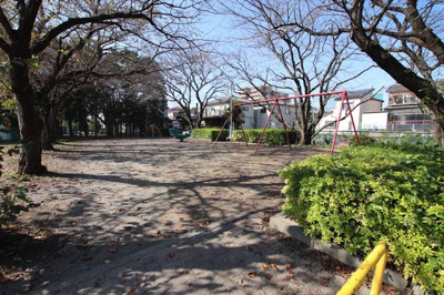 上高野公園まで550ｍ