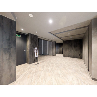 【エントランス】コンフォリア・リヴ文京護国寺