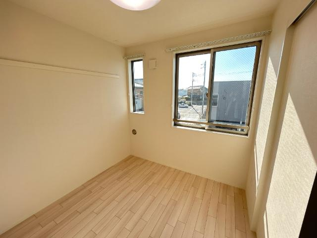 ウィズダム　コートの内装|洋室