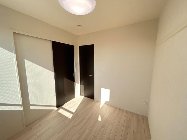 ウィズダム　コートの内装|洋室