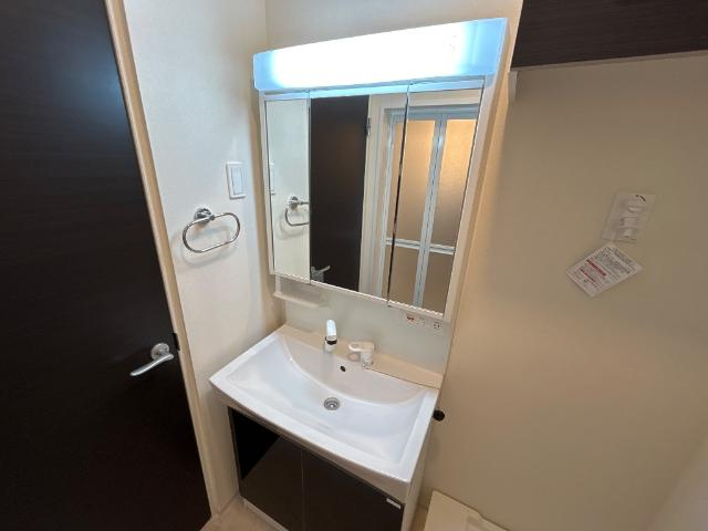 ウィズダム　コートの洗面所|洗面