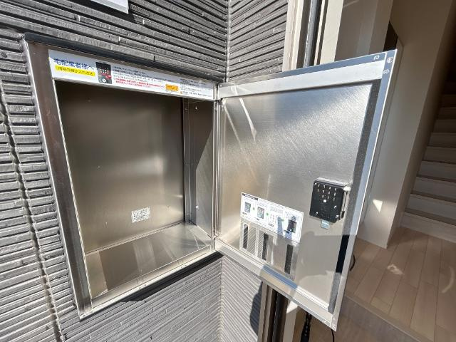 ウィズダム　コートのその他|宅配BOX