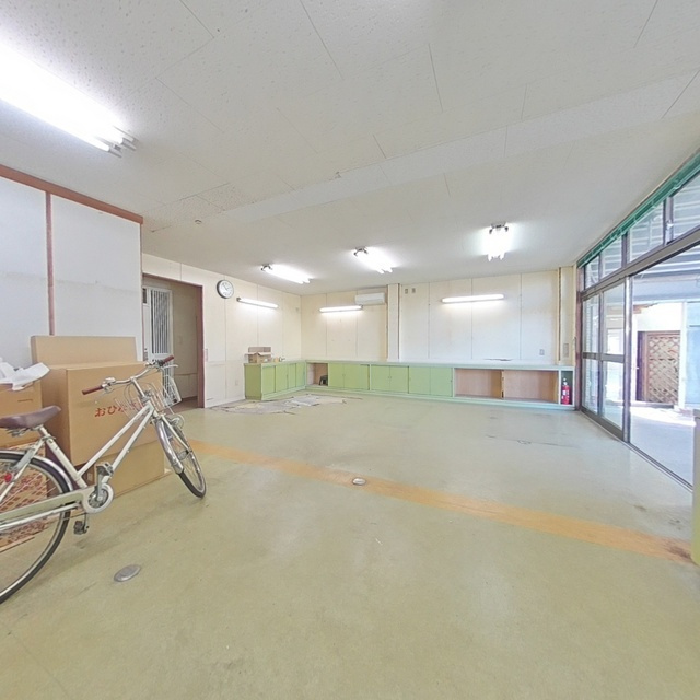 本巣市上真桑の店舗一部の内装