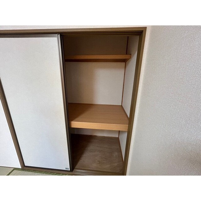 アヴェニール幸A棟の収納