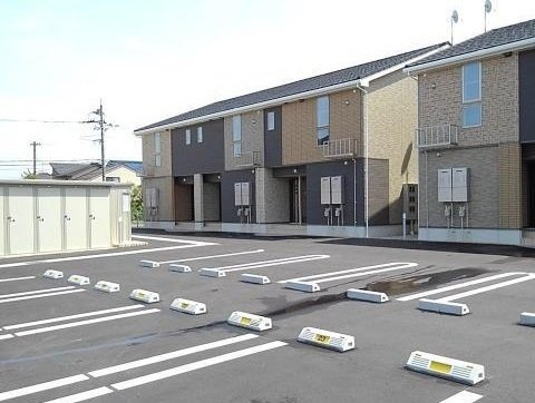 グランリーオ・Ｒ　Ⅲの駐車場|駐車場完備です