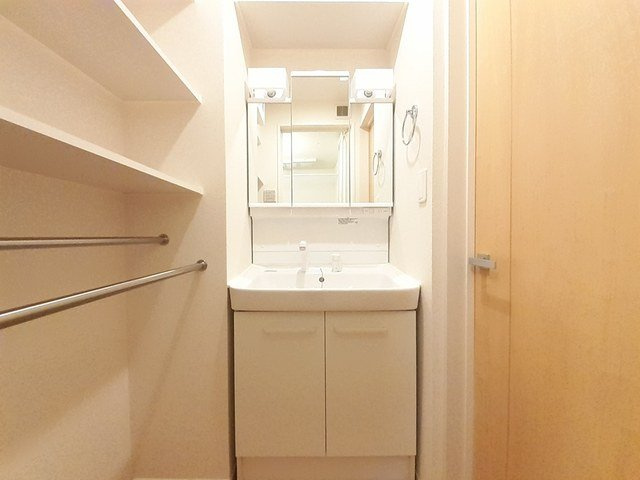 ラ・セーヌ　みよいⅠの洗面所|脱衣スペースもあります