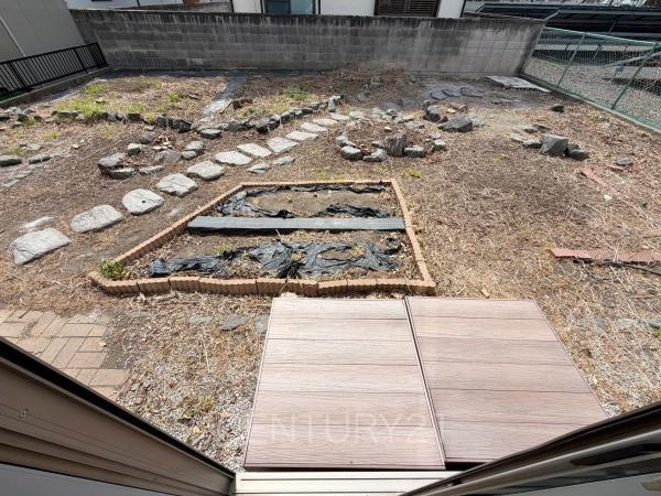 大泉町大字吉田中古一戸建てのその他|リビングからの眺望です。